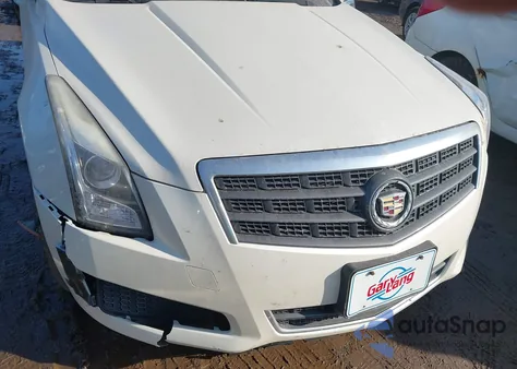 2013 Cadillac Ats Standard z USA, uszkodzony, nr VIN 1G6AG5RX3D0151095